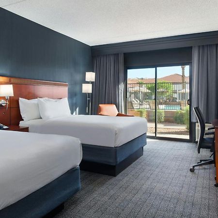 Courtyard By Marriott Phoenix Airport Exteriör bild