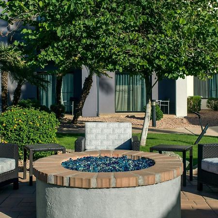 Courtyard By Marriott Phoenix Airport Exteriör bild
