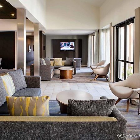 Courtyard By Marriott Phoenix Airport Exteriör bild