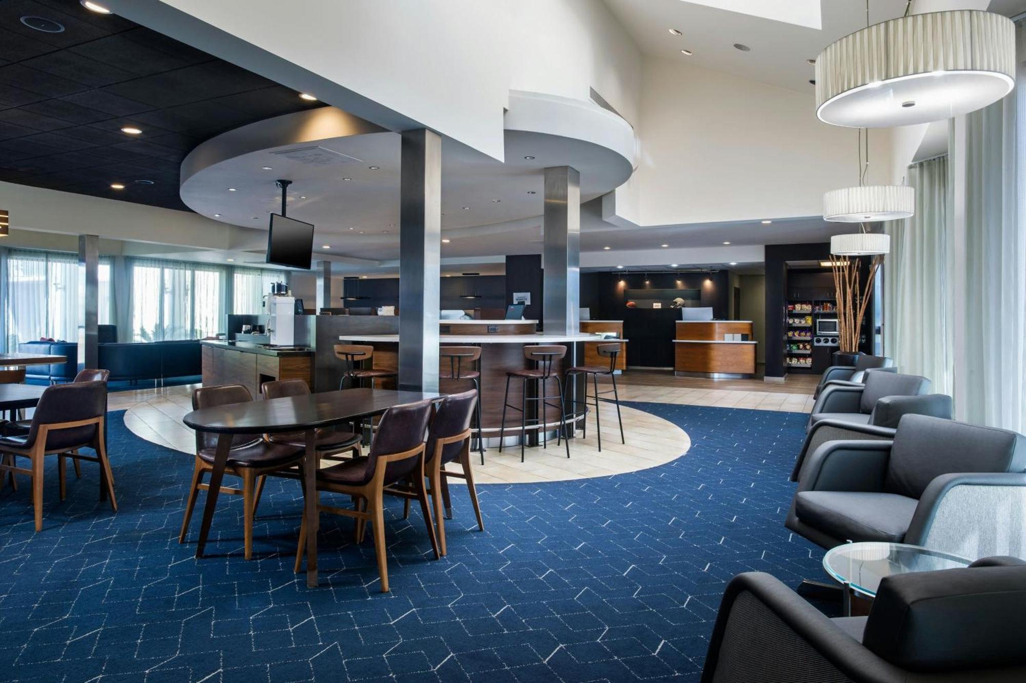 Courtyard By Marriott Phoenix Airport Exteriör bild